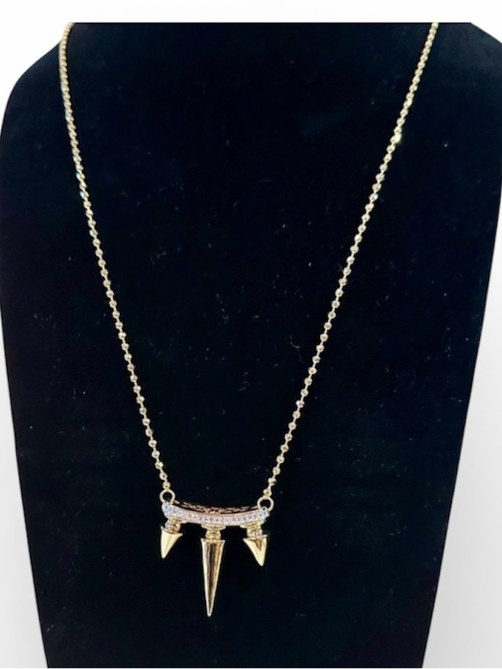 NWT nOir Jewelry Gold Plated 3 Spikes Pendant Necklace
